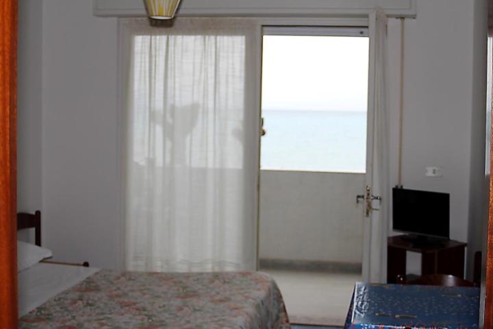 Hotel Piccolo Paradiso Бордигера Экстерьер фото