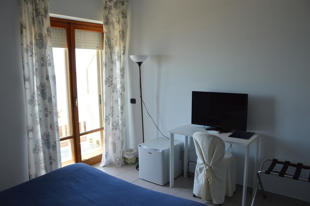Hotel Piccolo Paradiso Бордигера Экстерьер фото