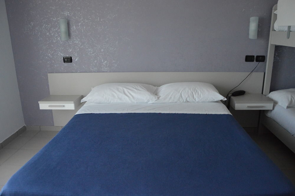 Hotel Piccolo Paradiso Бордигера Экстерьер фото